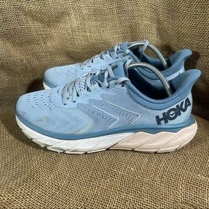 Hoka One One Womens Arahi 5 1115012 running shoe